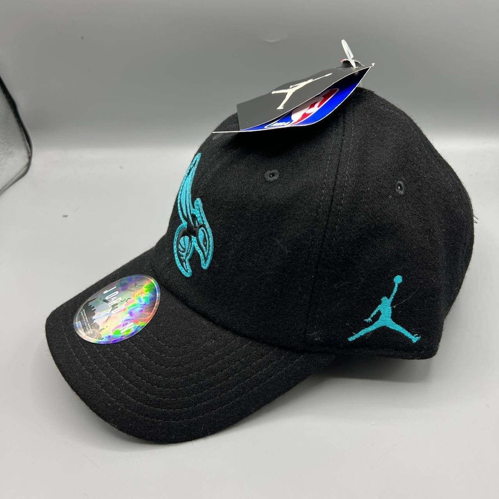 Charlotte Hornets x‎ Air Jordan Hat Men Black NBA Jumpman Strap Back Cap New - Picture 3 of 8